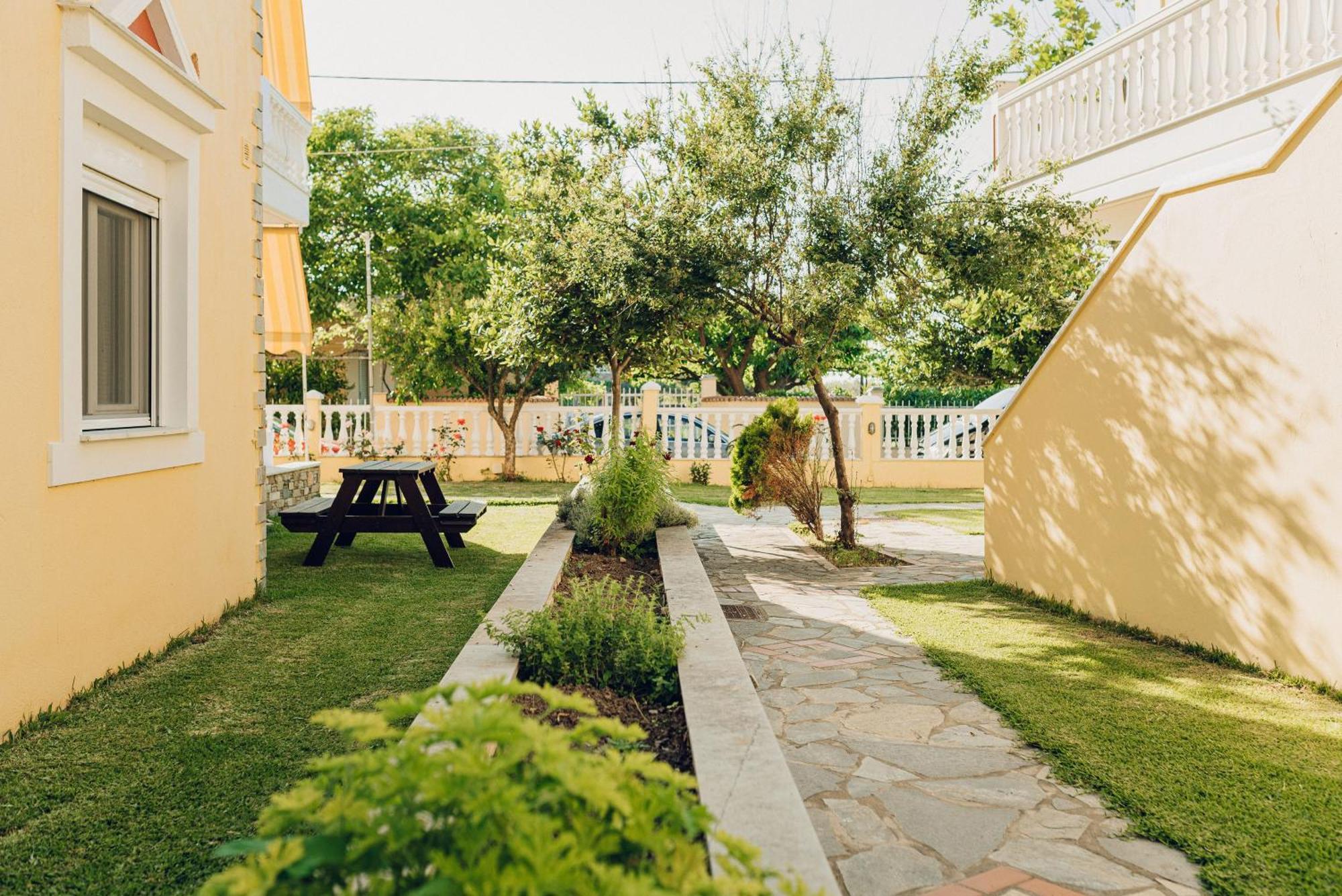 Villa Yianna Неа-Месаґкала Екстер'єр фото